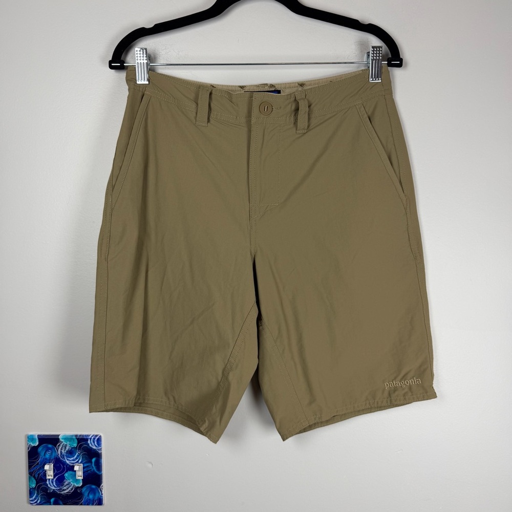 Patagonia Men's Stretch Wavefarer Walk Shorts Nylon Tan Size 30 Hiking Gorpcore